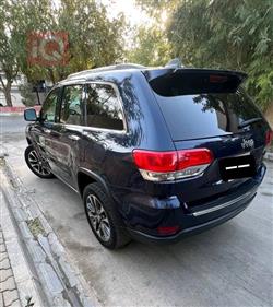 جیپ گراند شیرۆکی